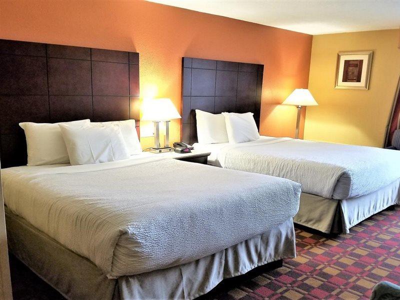 Howard Johnson By Wyndham Clifton Nj Eksteriør billede