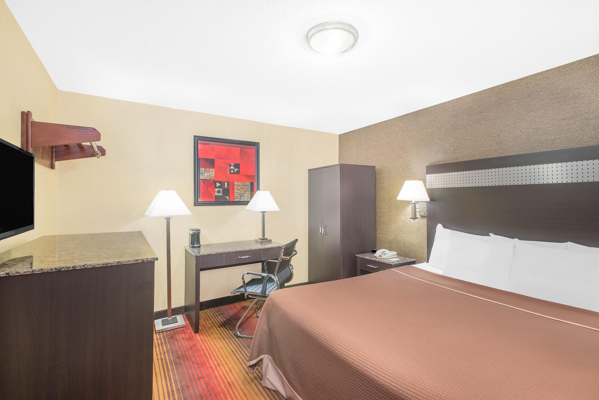Howard Johnson By Wyndham Clifton Nj Eksteriør billede